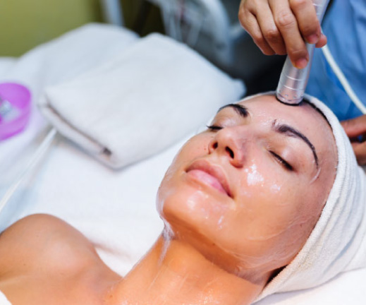 Hautarzt Wien Peeling 1 | Hautarzt Wien - Dermatologe & Ästhetische Zentrum in Wien